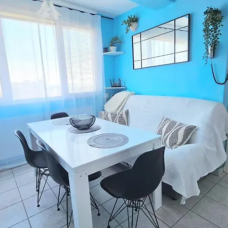 Blue Apartament *